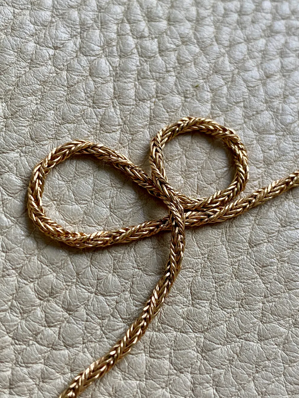 18k Gold Vintage Foxtail(!) Spiral Link chain necklace - 18.5 inch length