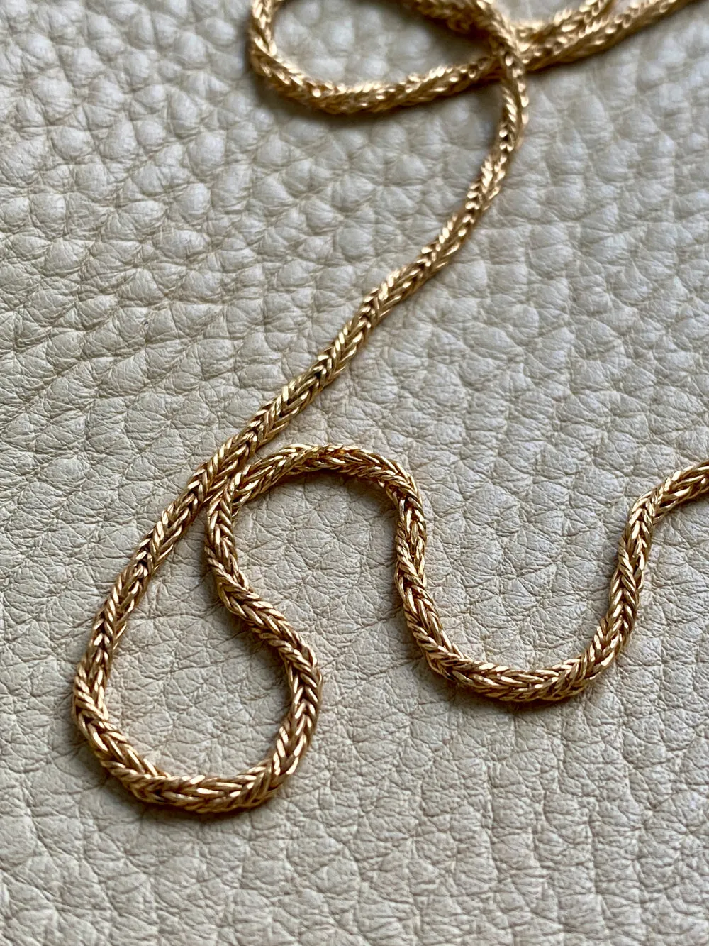 18k Gold Vintage Foxtail(!) Spiral Link chain necklace - 18.5 inch length