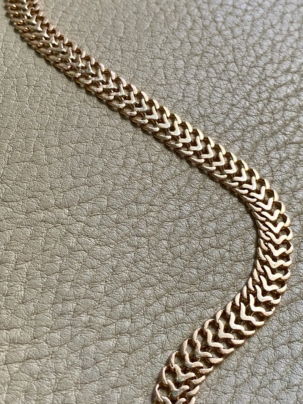 1956 Swedish vintage Herringbone bracelet in 18k gold - 7.8 inch length
