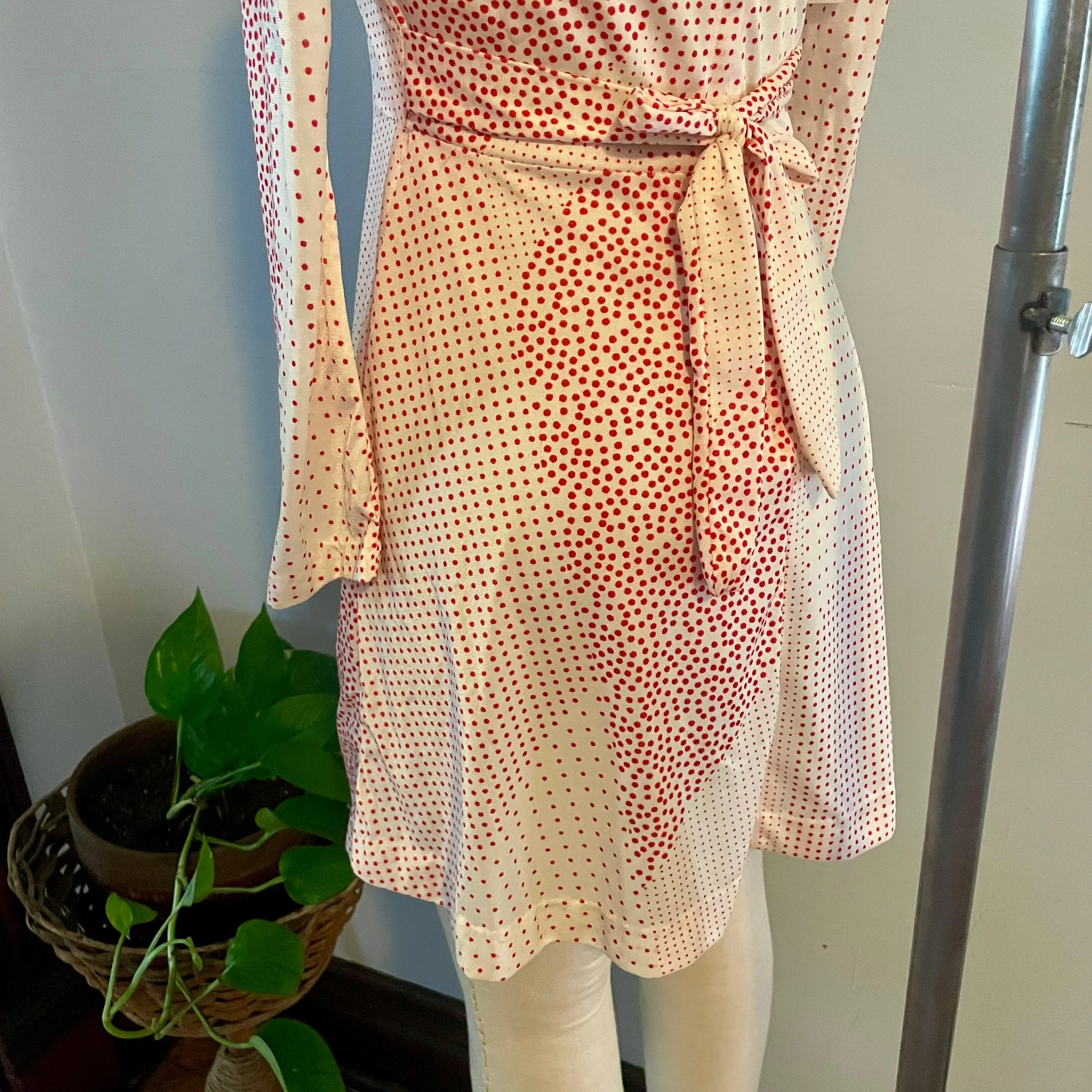 1960s-70s Classified polka dot mini dress // size x-small (HT2449)