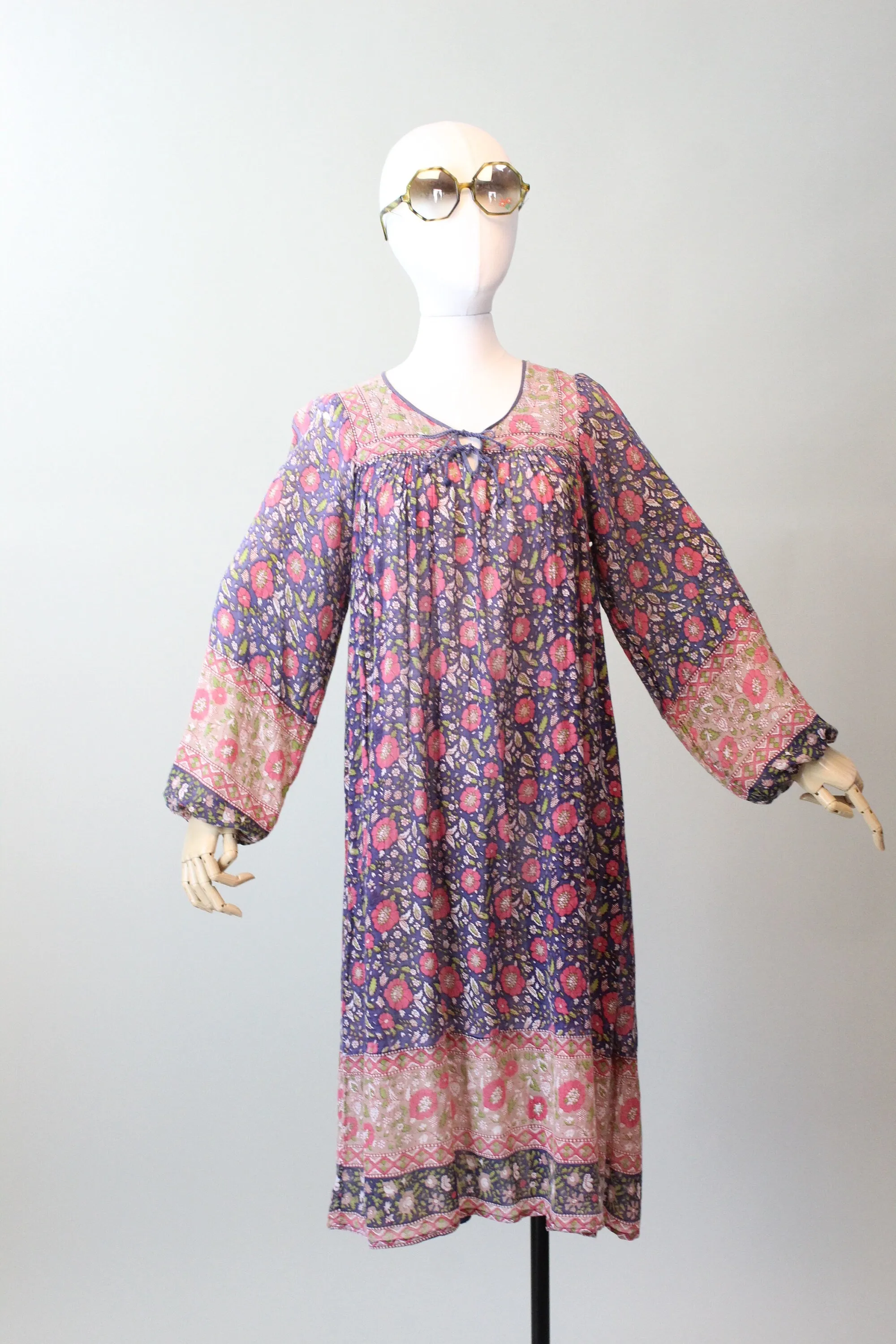 1970s INDIAN COTTON caftan dress small | new spring