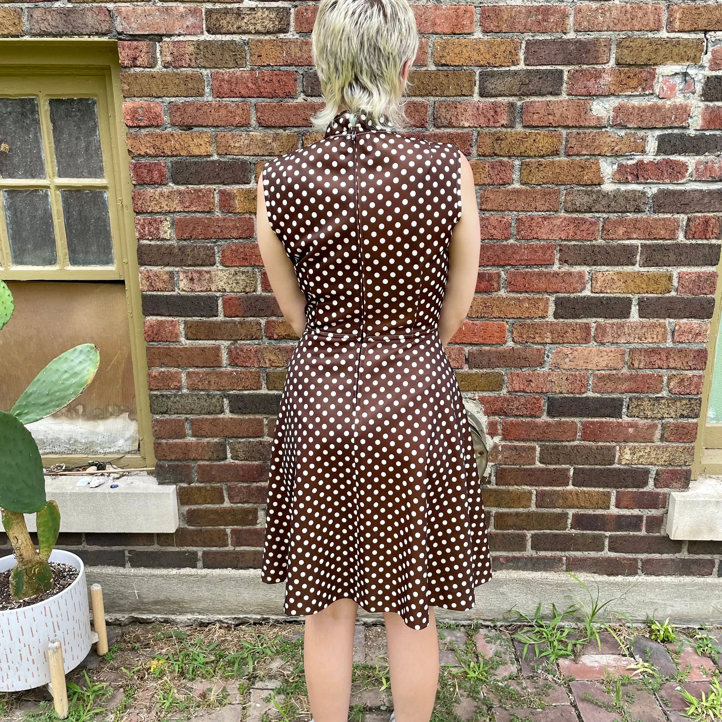 70s Burnsville polka dot dress // Sz 10 (HT2450)
