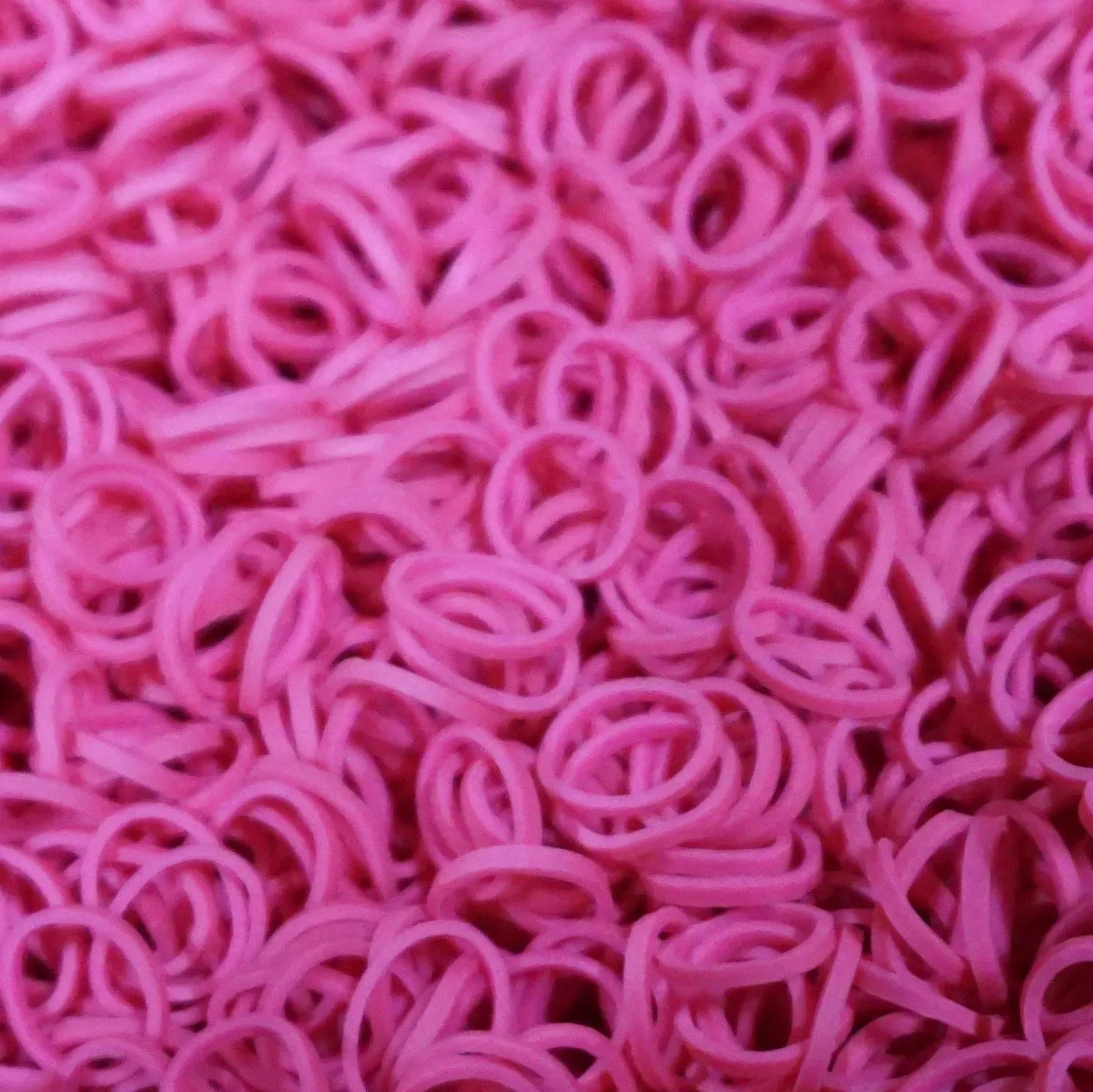 Amelia Beauty | 1/2in, 1000ct Elastic Rubber Band Pony Tail Holders | Made in USA | Dozen Pack