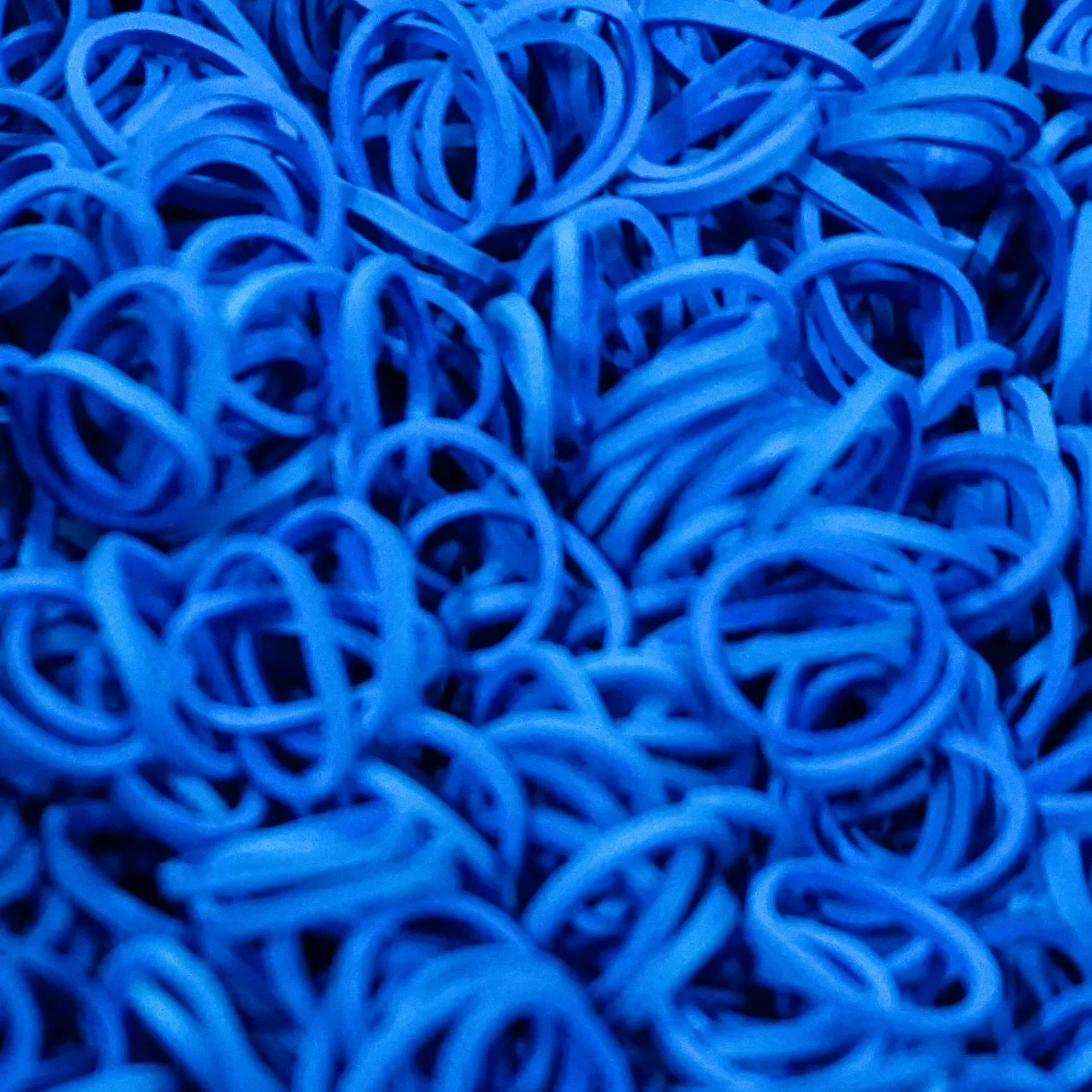Amelia Beauty | 1/2in, 1000ct Elastic Rubber Band Pony Tail Holders | Made in USA | Dozen Pack
