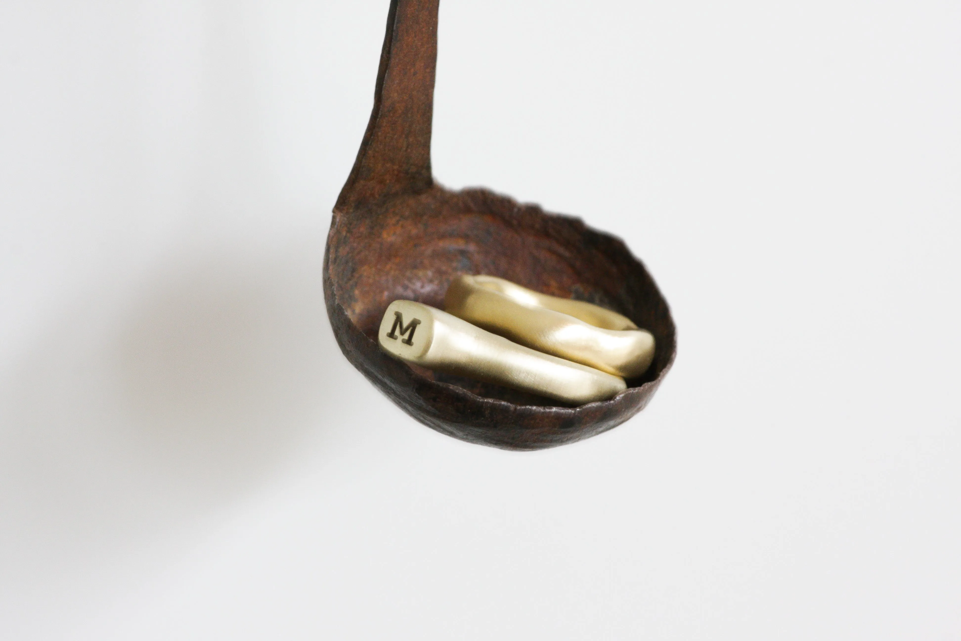 Big Crown Personalized Gold Initial Ring