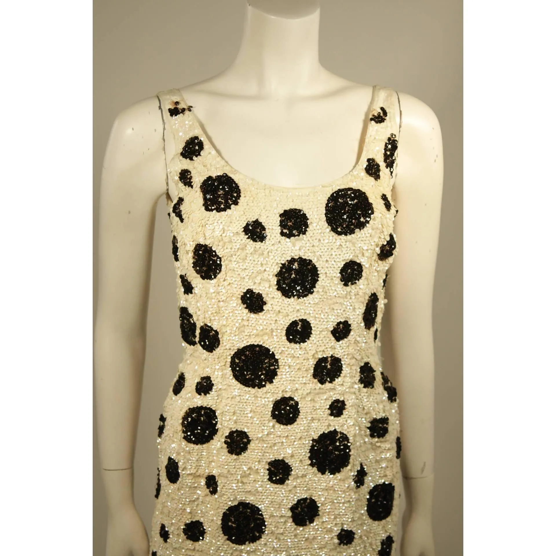 Black & White Polka Dot Iridescent Sequin Gown | Size 27