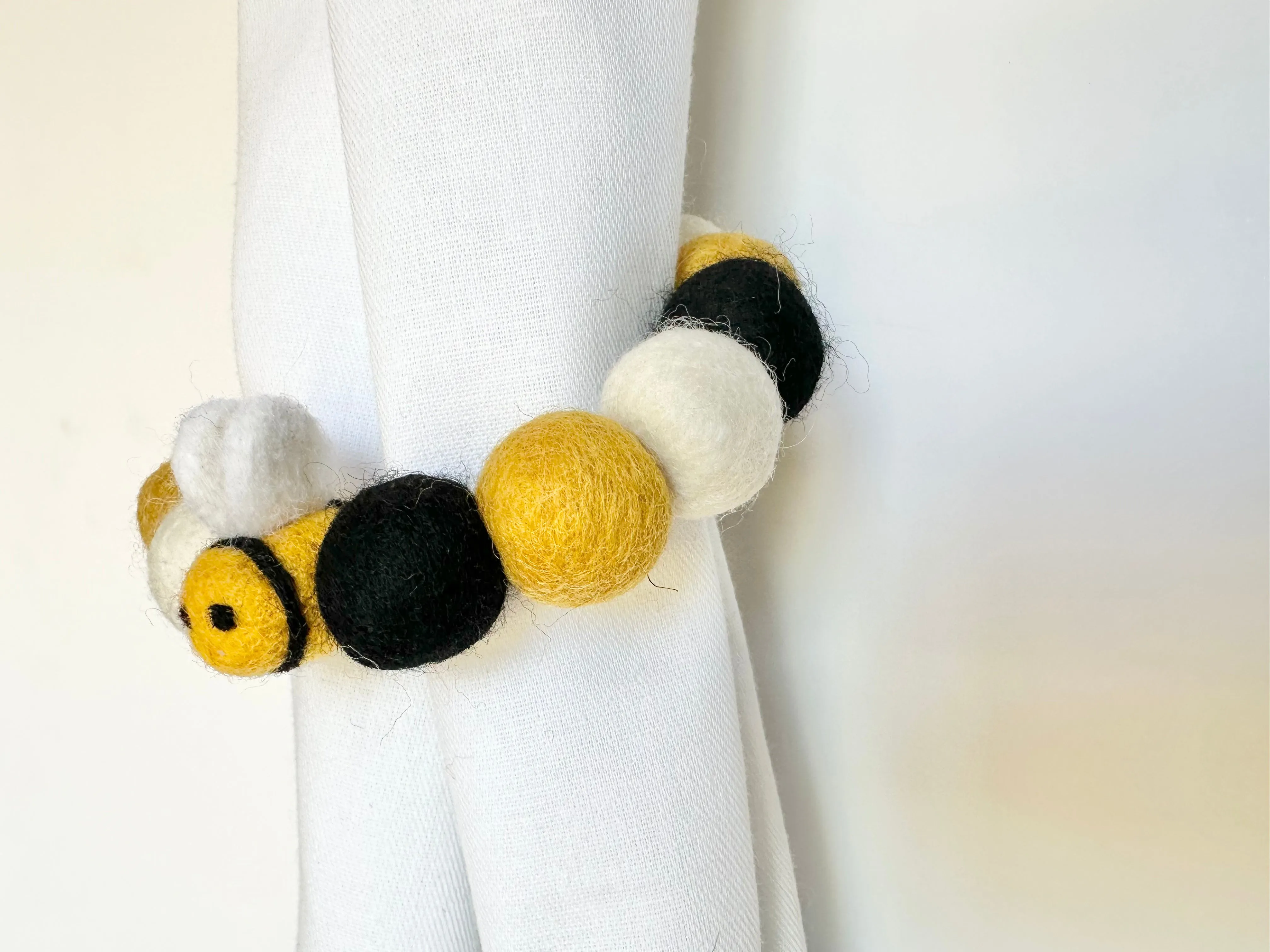 Bumble Bee Curtain Ties