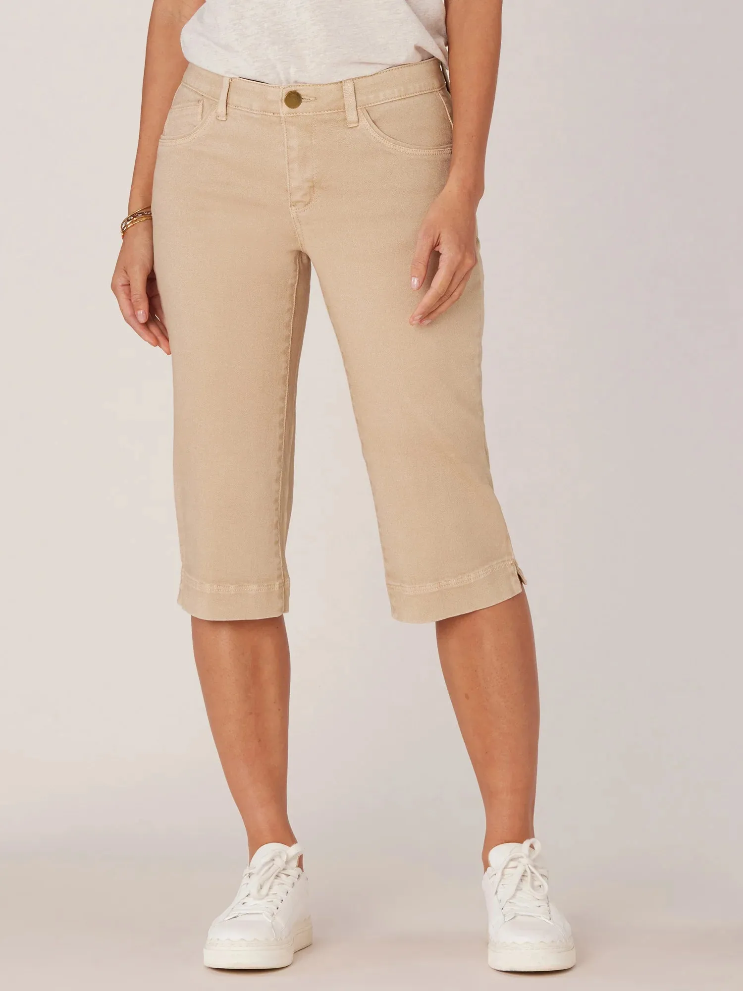 Democracy Tan Skimmer Capri