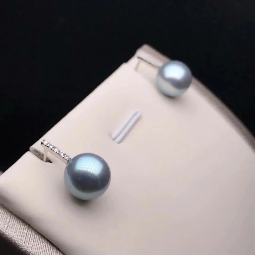 Enchantment 9.0-9.5 mm Silver-Blue Akoya Pearl Earrings in 18K Gold with Diamonds