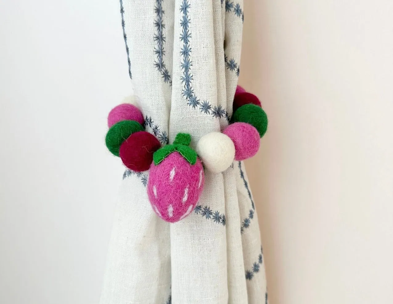 Fuchsia Strawberry Curtain Ties