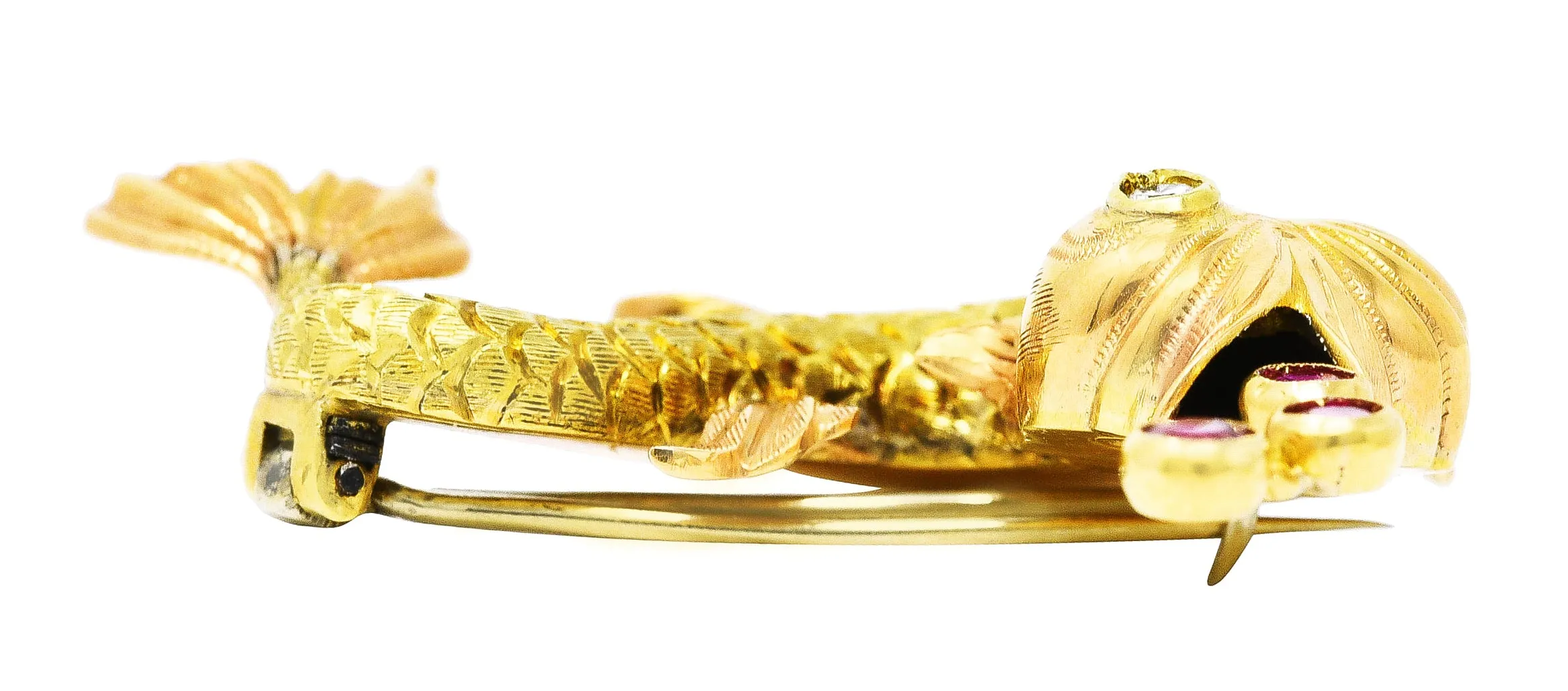 Giulio Nardi 1950's 0.42 CTW Diamond Ruby 18 Karat Two-Tone Vintage Fish Brooch