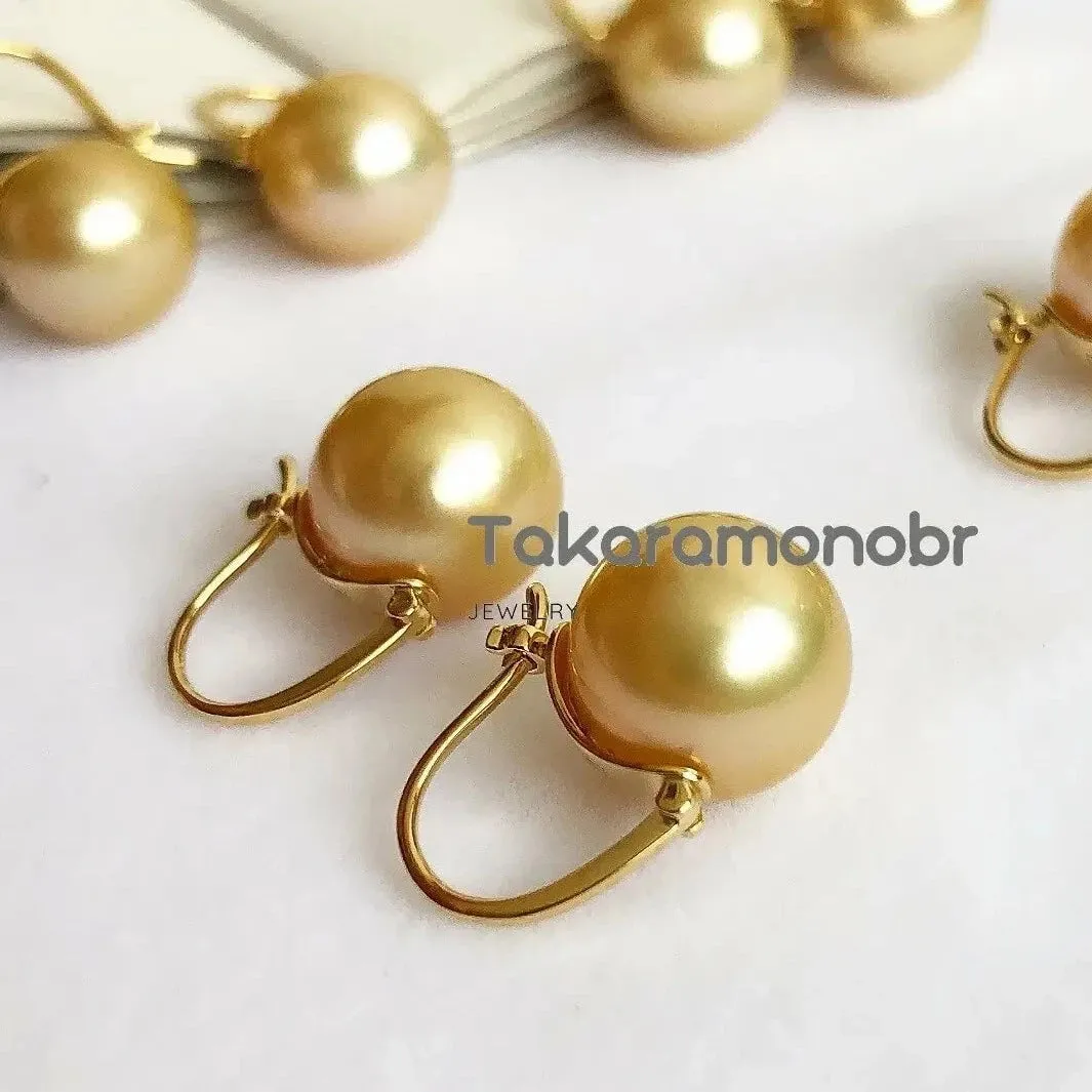 Golden South Sea Pearl Drop Earrings Mounted on 18-Karat Yellow Gold, 10.0-11.0 mm
