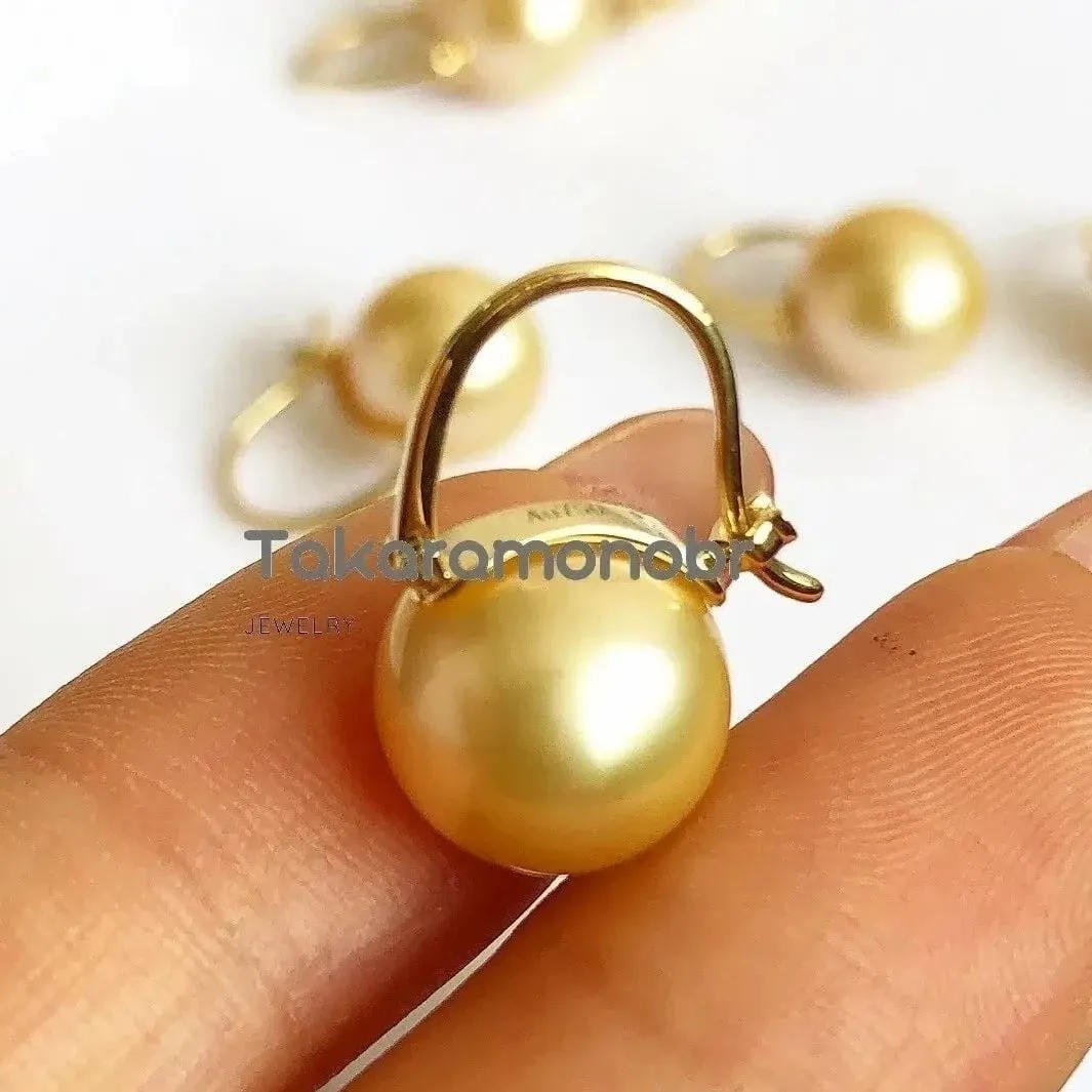 Golden South Sea Pearl Drop Earrings Mounted on 18-Karat Yellow Gold, 10.0-11.0 mm