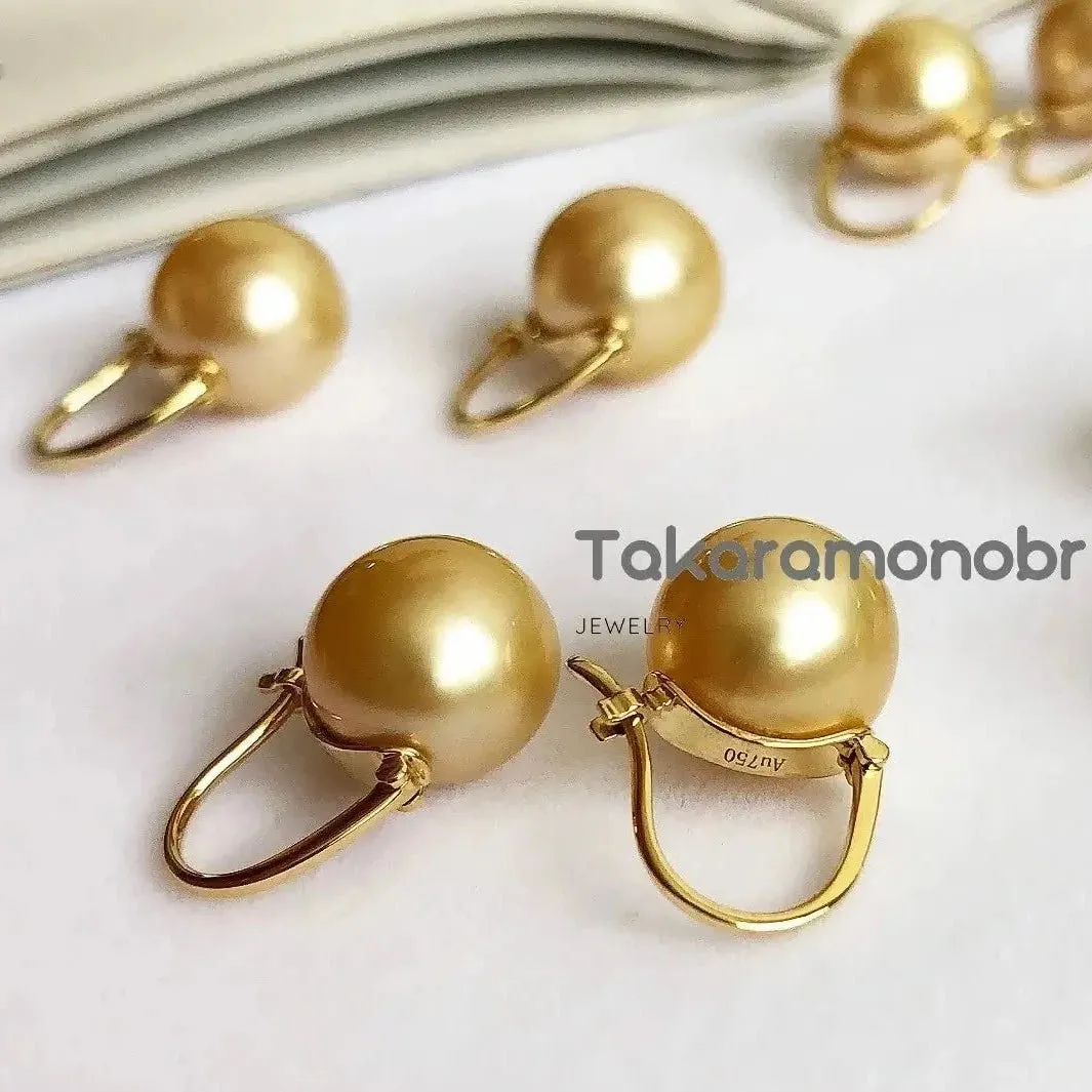 Golden South Sea Pearl Drop Earrings Mounted on 18-Karat Yellow Gold, 10.0-11.0 mm