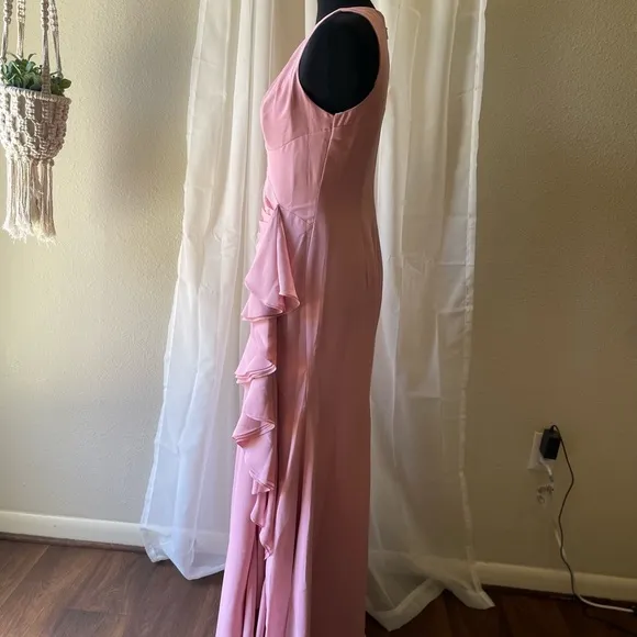 JJ’s house Bridesmaid Dress .