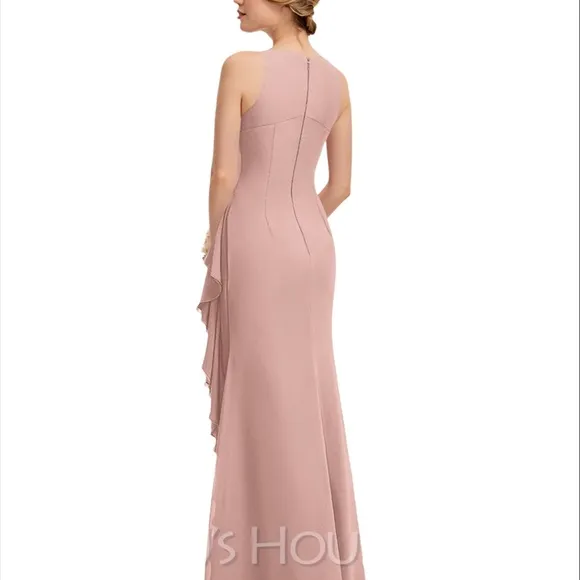 JJ’s house Bridesmaid Dress .
