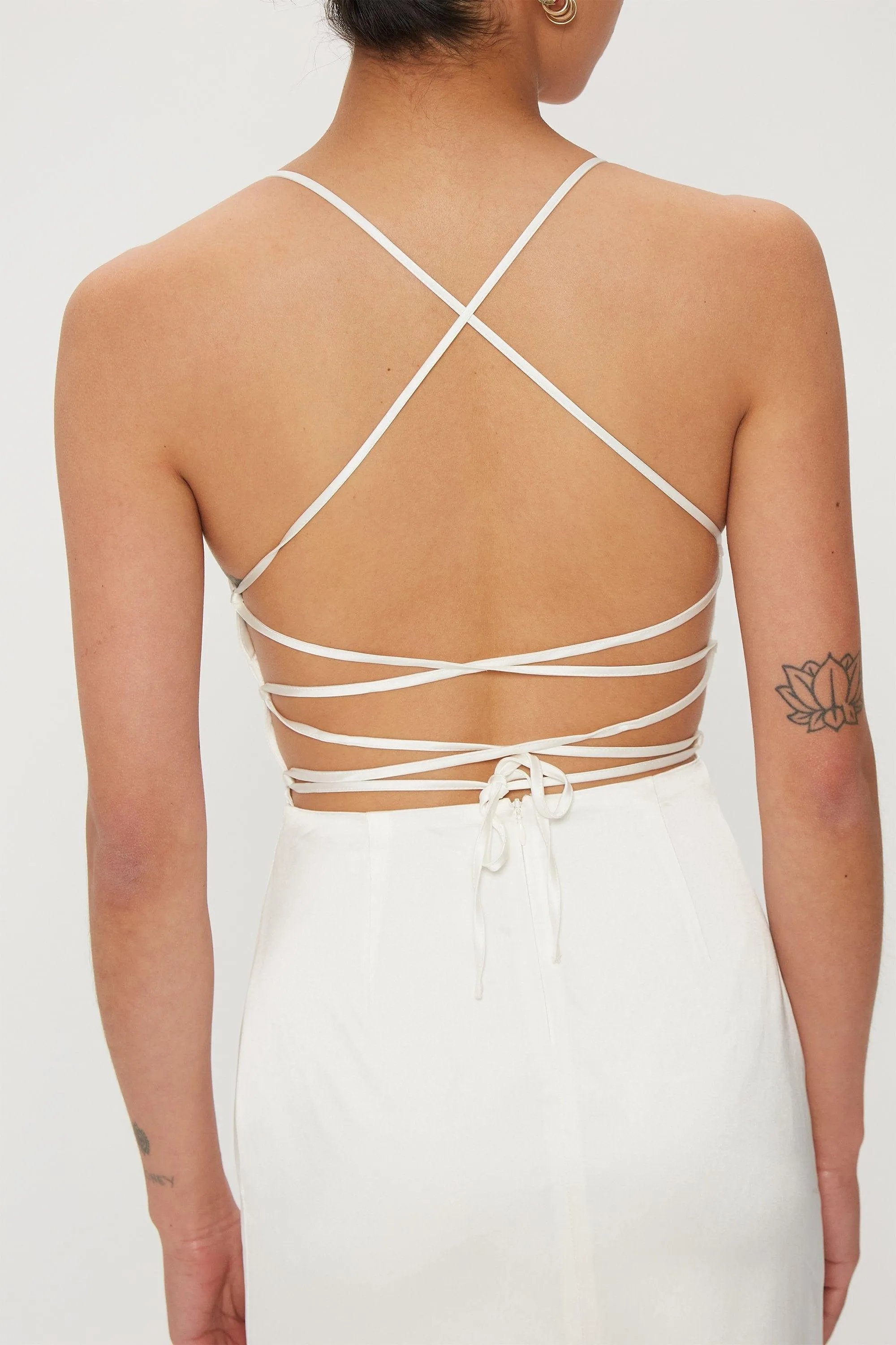 LONG NIGHTS LACE BACK DRESS | OFF WHITE