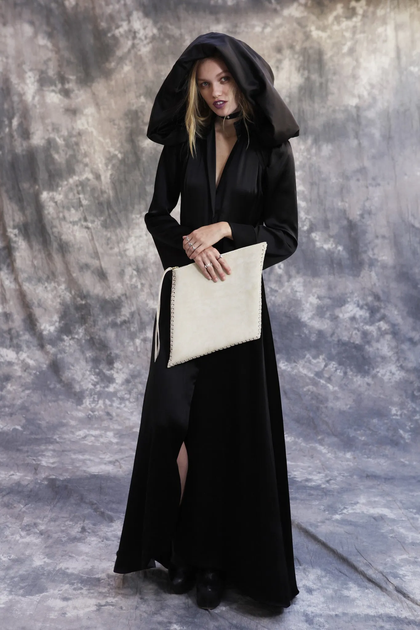 Long Sleeve Train Dress w. Detachable Hood