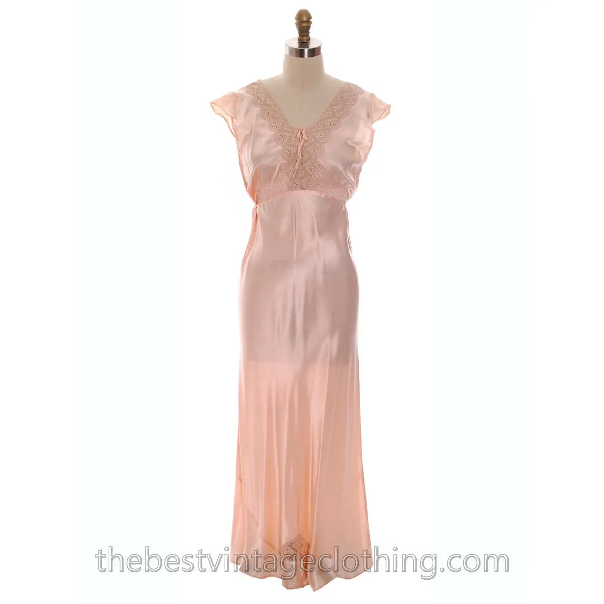 Lovely NOS Vintage 1930s Bias Cut Nightgown Peach Rayon Satin M Pretty Details