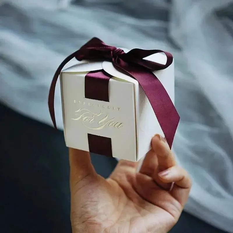 New Wedding Favors Gift Box Souvenirs Gift Box With Ribbon Candy Boxes For Christening Baby Shower Birthday Event Party Supplies