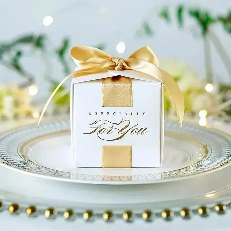 New Wedding Favors Gift Box Souvenirs Gift Box With Ribbon Candy Boxes For Christening Baby Shower Birthday Event Party Supplies