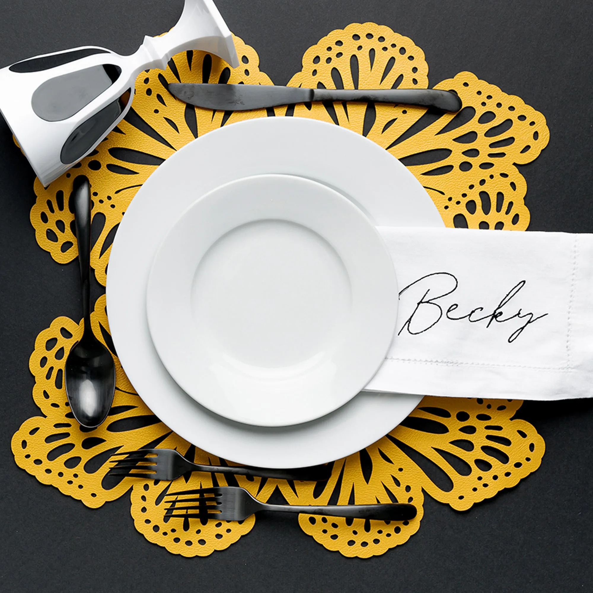 Personalized White Linen Napkins - Set of 12