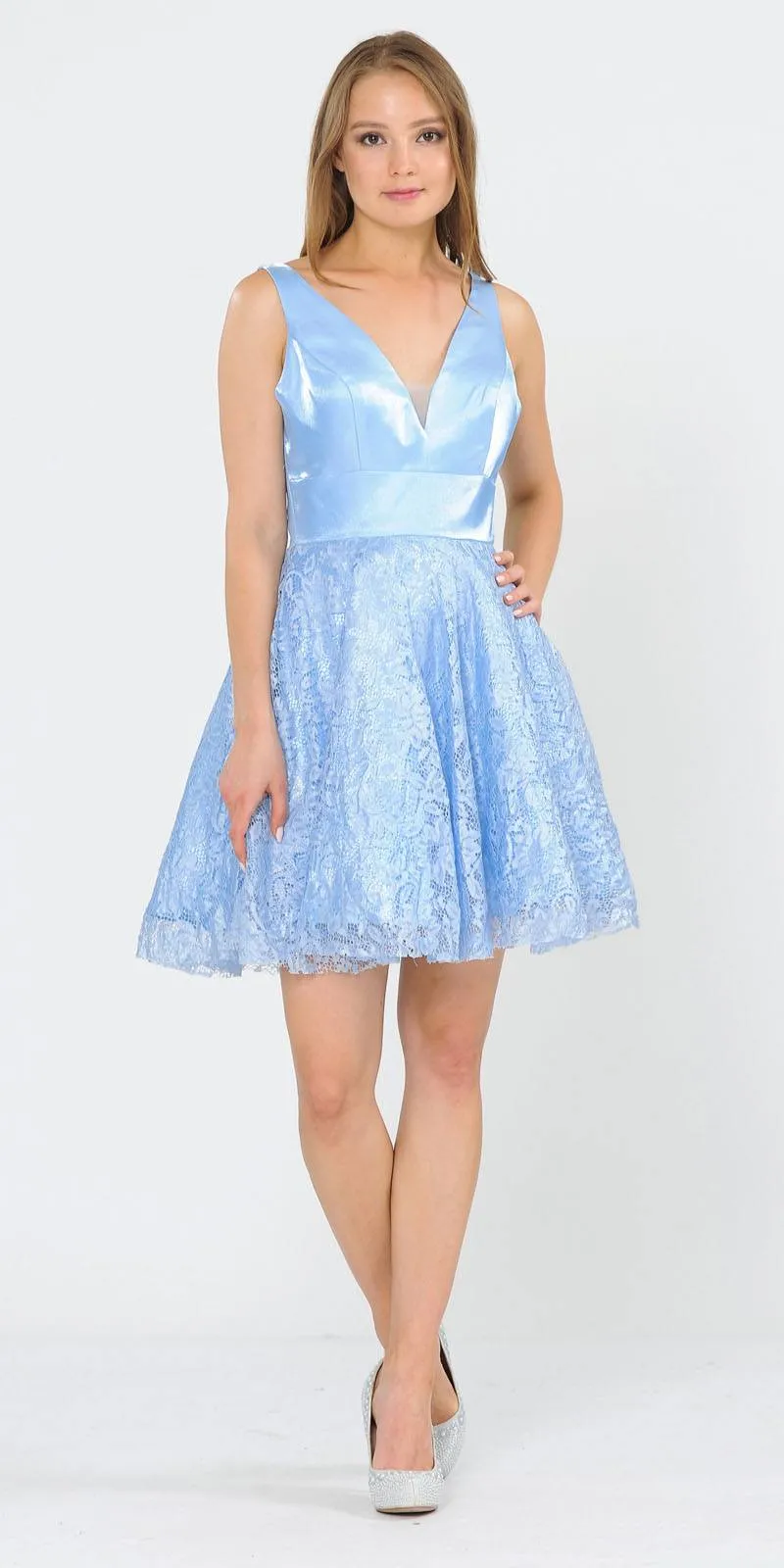Poly USA 8418 V-Neck Short Dress with Pockets
