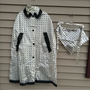 VINTAGE Polka Dot Poncho Vinyl Rain Coat W/ Matching Bonnet Black &amp; White
