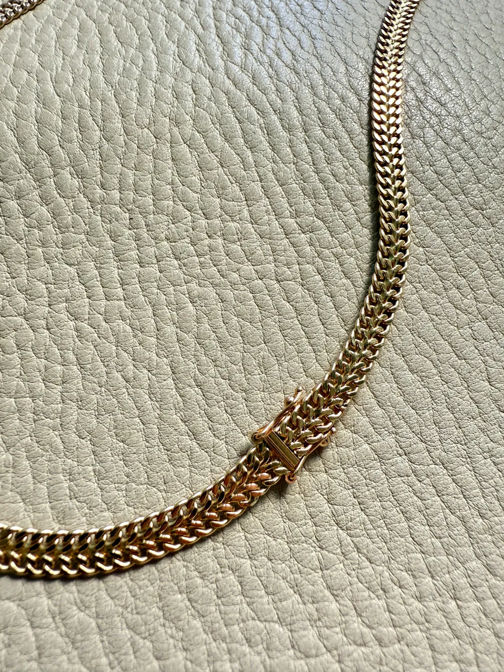 Vintage Swedish 18k Gold Herringbone Link Collar Necklace - 17.5 inch length