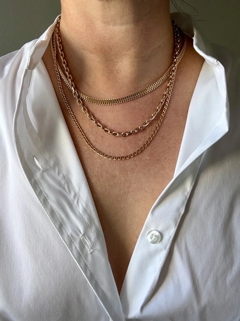 Vintage Swedish 18k Gold Herringbone Link Collar Necklace - 17.5 inch length