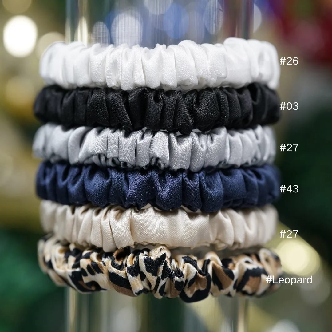 White silk scrunchies mini