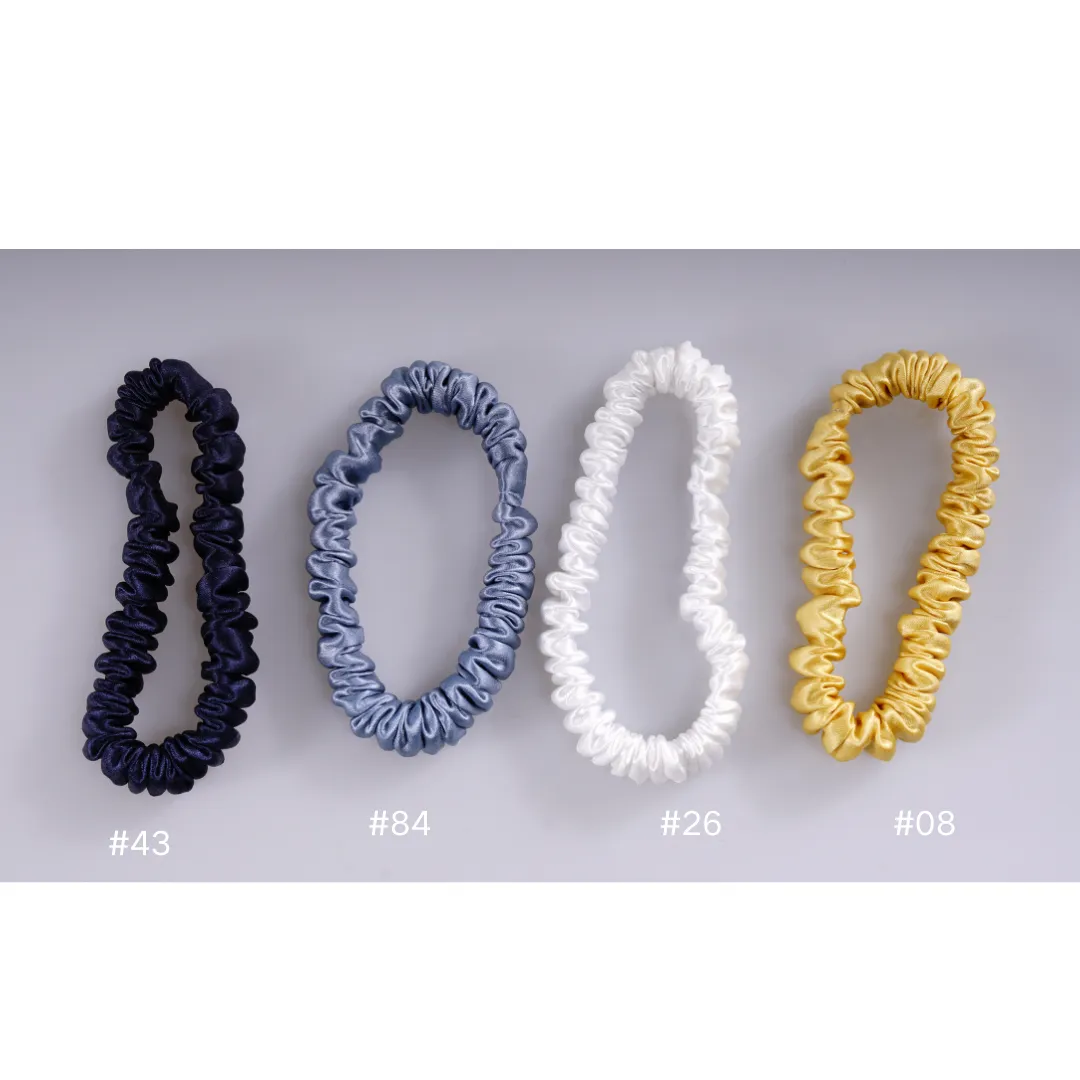 White silk scrunchies mini