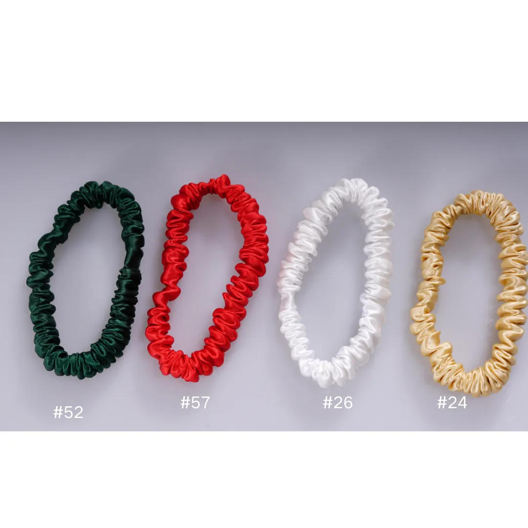 White silk scrunchies mini