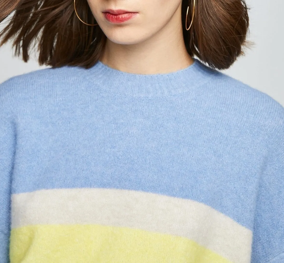 Women's Colorful Joint Knit with Round Collar